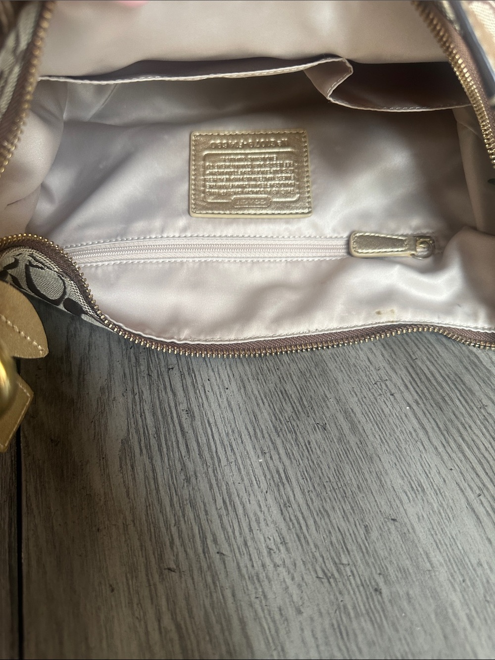 Coach Signature C Penelope Jacquard Logo Gold Leather Trim & Coach Cherry Charm - Picture 10 of 16